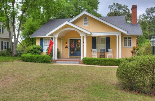 Forest Hills House | Masters Rental- 2.5 mi from course! 4 Bd/3 Ba
