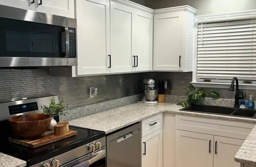 Bath House | Masters Rental-7 miles from National