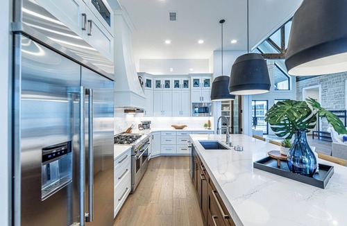 Eatonton Cabin | Masters Week Luxury 5BR Lakefront home w/Top Amenities! Sleeps 14