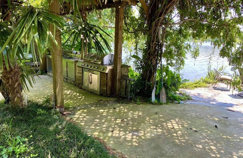 Augusta House | MASTERS WEEK Rental on the WATER