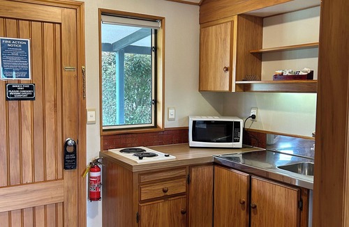 Solway Hotel | Masterton Motor Lodge