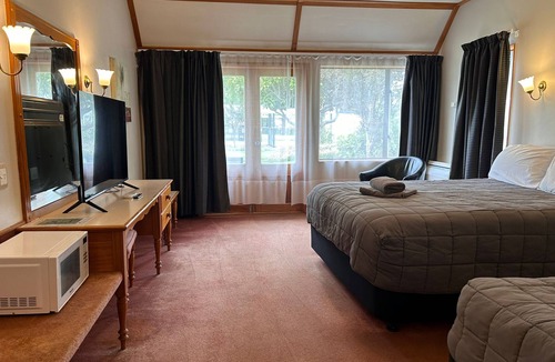 Solway Hotel | Masterton Motor Lodge