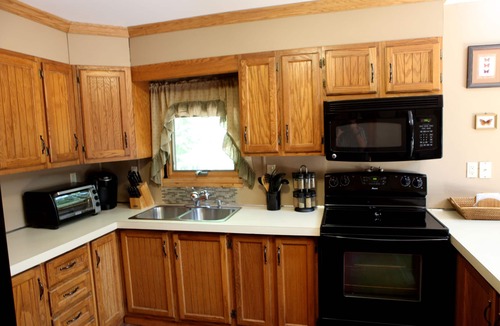 Rowland Ski Chalet | Masthope modern log-cabin sided retreat!