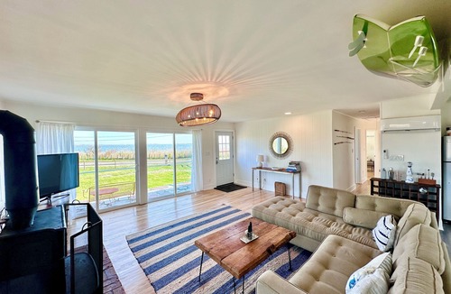 Mastic Beach House | Mastic Beach Surf House