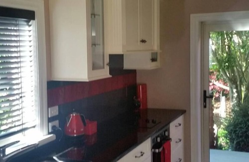 Paraparaumu Cottage | Matai Huka Boutique Accommodation