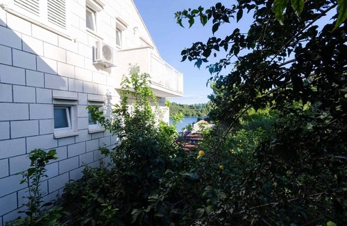 Pomena Apartment | Matana Pomena - S1 Double Room with Balcony
