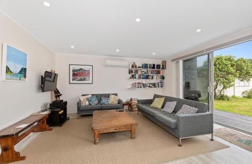 Matapouri House | Matapouri Family Retreat - Matapouri Holiday Home