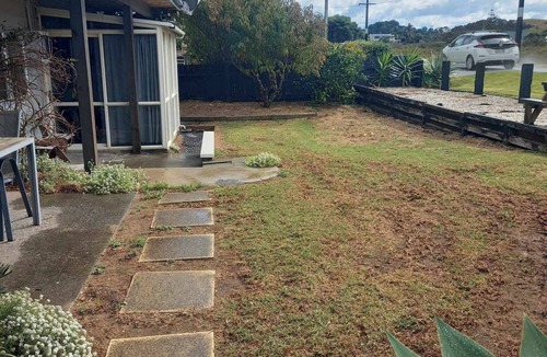 Matapouri Apartment | Matapouri Holiday Unit 4 Water front Unit