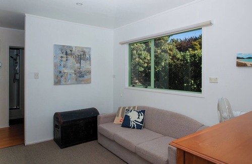 Matapouri House | Matapouri Magic - 2 Houses!