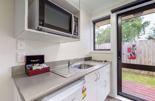 Te Awamutu Hotel | Matariki Motor Lodge