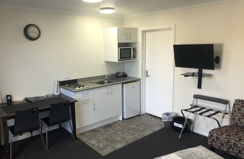 Te Awamutu Hotel | Matariki Motor Lodge