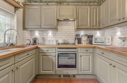 Quorn House | Matchstick Cottage Su