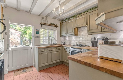 Quorn House | Matchstick Cottage Su