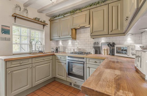 Quorn House | Matchstick Cottage Su