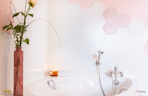 Hermival-les-Vaux Bed & Breakfast | Mathilde's room at Château d'Hermival