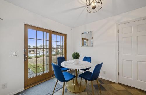 Ferndale House | Matia Sandy Point Neptune Beach Private Dock