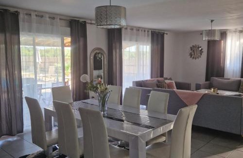 Bazac House | Matignon