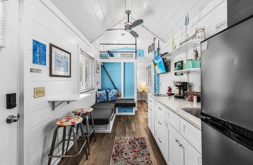 Matlacha Villa | Matlacha Tiny Village