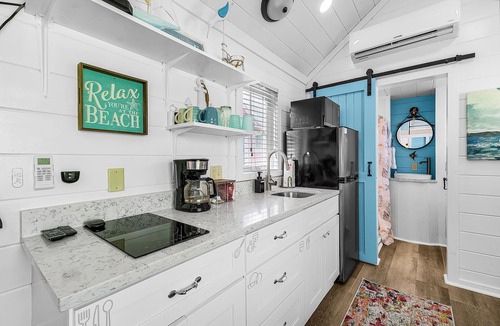 Matlacha Villa | Matlacha Tiny Village