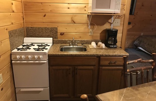 Woodgate Cabin | Matteson’s Rental Cabins