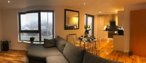 Newhaven Apartment | Matysiak Apartment