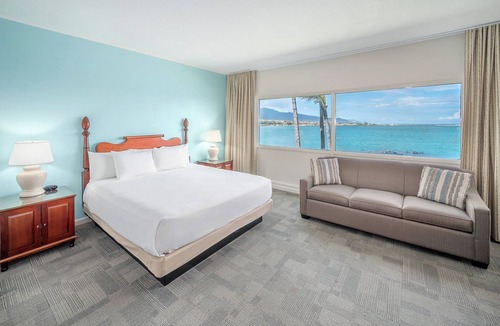 Kahului Hotel | Maui Beach Hotel