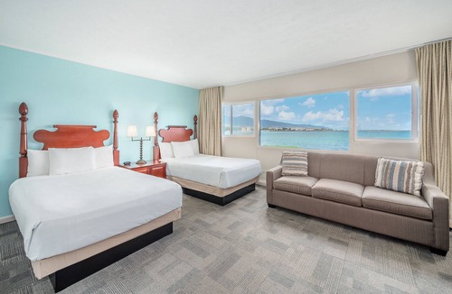 Kahului Hotel | Maui Beach Hotel