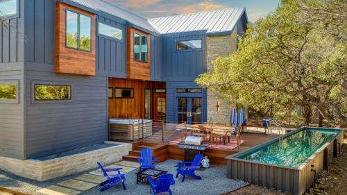 Driftwood House | Maverick by AvantStay