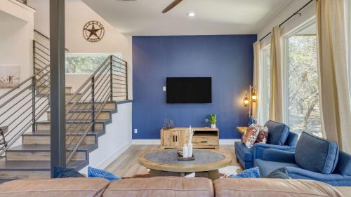 Driftwood House | Maverick by AvantStay
