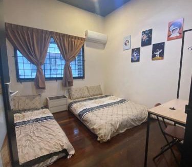 Bukit Rambai House | Max villa