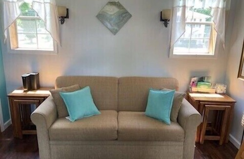 Belfast House | Maxi's Great Escape