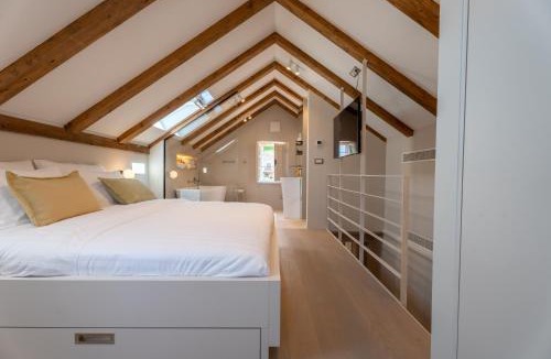 Pile Villa | Maxima Comoda luxury villa