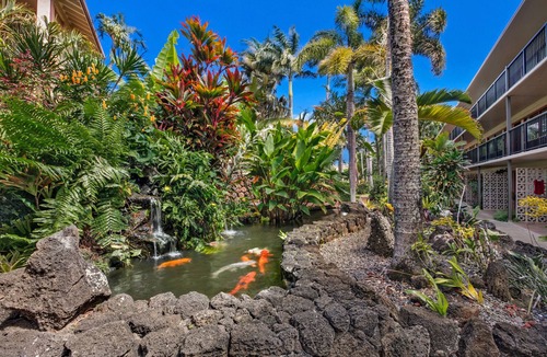 Poipu Condo | maximize your tropical enjoyment with this ocean-view studio.