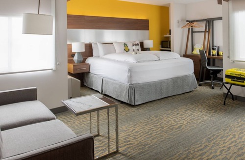 East Village Hotel | Maximum Comfort for You! Complimentary Welcome Drink, Pet-friendly Property!