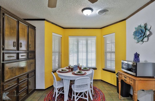 Abilene House | Maxine's Place- A Wonderful Family Legacy