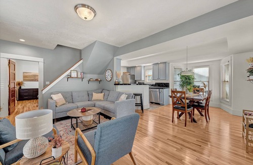 Siloam Springs House | Maxwell House