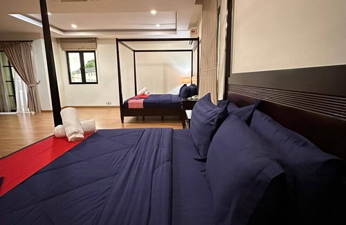 Jambu Hotel | MAXWELL INN LUXURY HOTEL