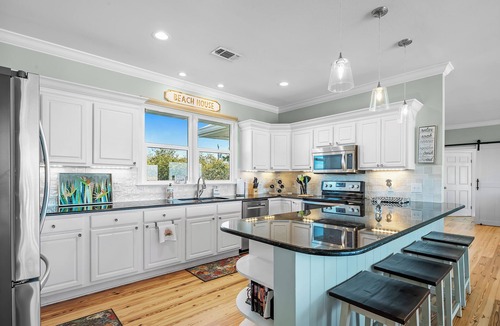 Surf Side Shores House | May 30 - June 1 Open! Gorgeous w/Private Plunge Pool