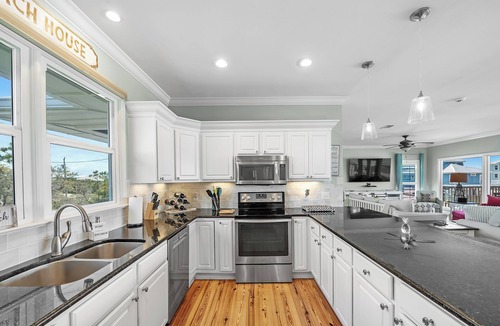 Surf Side Shores House | May 30 - June 1 Open! Gorgeous w/Private Plunge Pool