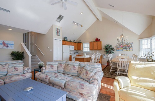 North End House | MAY 30-JUNE 6 avail HUGE DISCOUNT! 5⭐️ 1 BLOCK TO BEACH+BOARDWALK! Rooftop Deck!