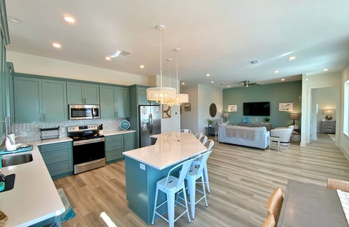Fort Morgan House | May 30- June 6 Open! New w/Private Heated Pool