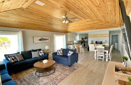 Morgantown House | May 31 - June 4 Open! Updated, Pools & Views