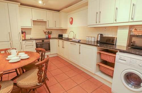 Pentewan House | MAY COTTAGE, family friendly, country holiday cottage in Pentewan