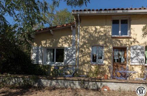 Pompertuzat House | May