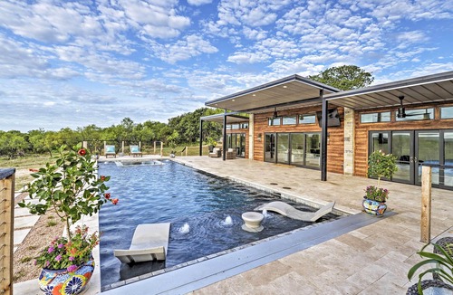 May House | May Ranch Retreat w/ Pool: Outdoor Paradise!