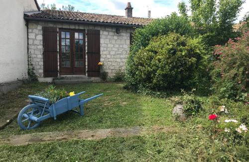 Availles-Limouzine House | May's Cottage