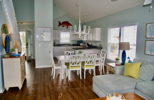 Ocean Isle Beach House | MAY SPECIALS! - 4 Bed IP House on Water-Sleeps 8-EASY BEACH ACCESS
