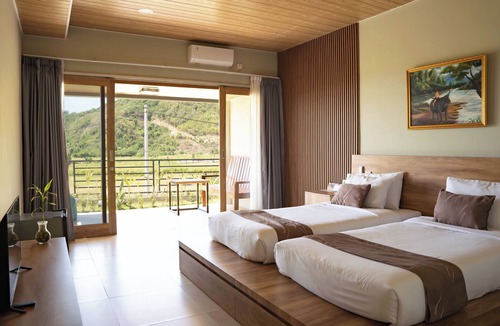 Praya Barat Hotel | Maya Ocean Resort