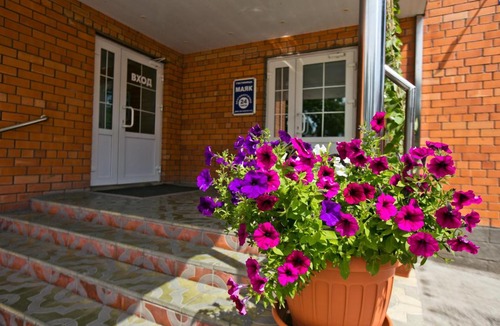 Ussuriysk Hotel | Mayak Inn