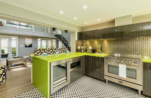 Downtown Condo | *MAYA’S SECRET TREASURE @ DUVAL* Pool & Balcony over Duval + LAST KEY SERVICES